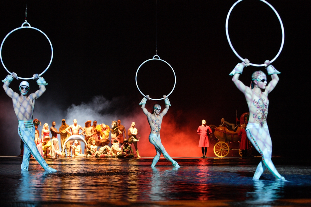 Cirque du Soleil show 'O' (photo credit: www.vegaspartyscenes.com)